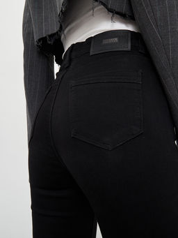 Утепленные Женские джинсы зауженного кроя Ут. Ворс - Mossmore фото 8