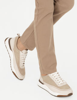 Бежевая повседневная обувь