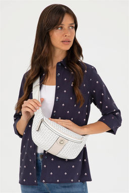 Женщина белая талия Неожиданная скидка в корзине