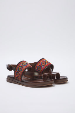 Trendyol Shoes Kahverengi Etnik Desenli Parmak Aras? Kad?n Sandalet TAKSS25SD00049 - Trendyolmilla фото 2