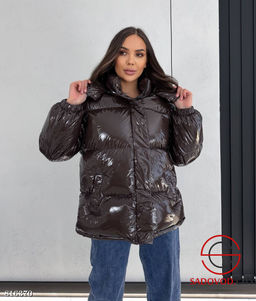 Куртка зимняя с капюшоном