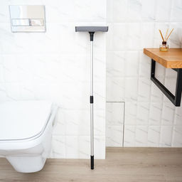 Окномойка с телескопической алюминиевой ручкой и сгоном Доляна, 20860(97) см, рабочая поверхность 20 см, поролон  фото 17