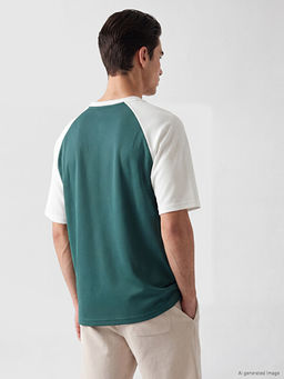 Relaxed Fit Bisiklet Yaka Reglan Kollu Erkek Ti??rt - Waikiki фото 3