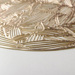 Набор салфеток сервировочных на стол Доляна Листья, d=38 см, 4 шт, цвет золотой  фото 5