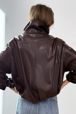 LEATHER EFFECT JACKET WITH PLEATS - Zara фото 10