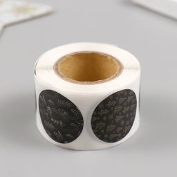 Цена за 2 шт. Наклейка бумага Ёлочки и шишки, d=2.5 см, 252 шт. в рулоне - Арт узор фото 3