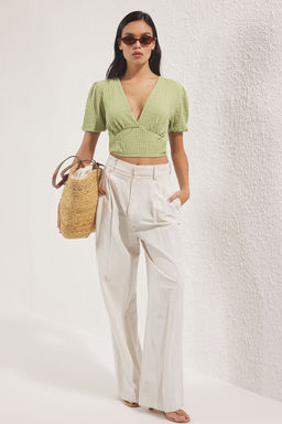 Siyah Dokulu V Yaka Kruvaze Kapamal? Balon Kol Crop Orme Bluz TWOSS25BZ00542 - Trendyolmilla фото 6