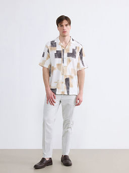 Regular Fit Resort Yaka Desenli Erkek G?mlek