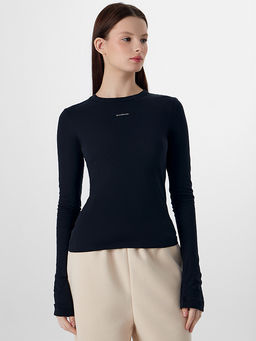 Лонгслив женский черный с надписью Be a new icon