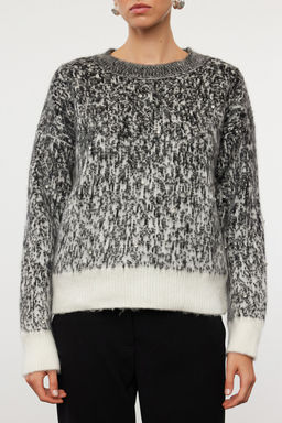 Antrasit Tasl? Yumusak Dokulu Desenli Triko Kazak TWOAW25KZ00150 - Trendyolmilla фото 3