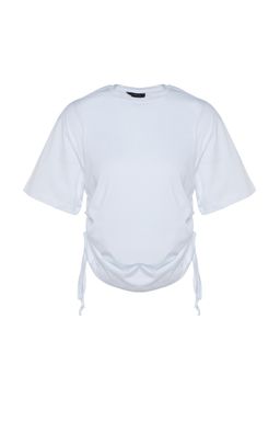 TRENDYOLMILLA Beyaz %100 Pamuk S?rt Bask?l? Buzgulu Oversize/Genis Kesim Bisiklet Yaka T-Shirt TWOSS23TS00150  фото 6