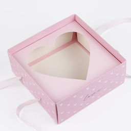 Коробка для цветов с фигурным вкладышем и PVC крышкой «Love», 23.5 х 23.5 х 15 см