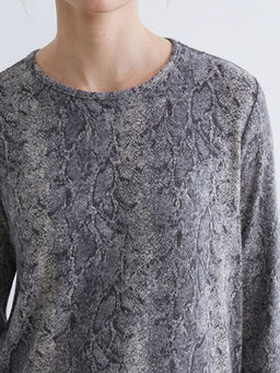 Bisiklet Yaka Y?lan Derisi Desenli Kad?n Ti??rt