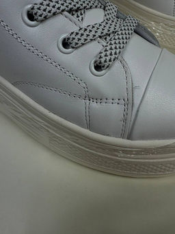 Ботинки 215.warmw. белый уценка