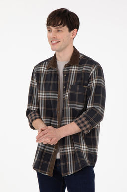 Мужская джинсовая рубашка светло-хаки Неожиданная скидка в корзине