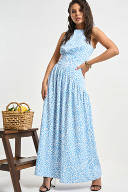 Платье облегающее бело-голубое