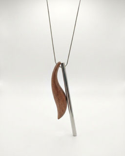 Кулон на цепочки