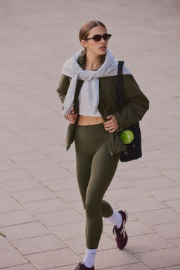 Chaqueta camisera aislante con ThermoMove - H&m фото 6