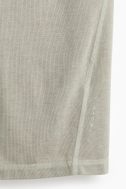 Camiseta de deporte con DryMove Regular Fit - H&m фото 11