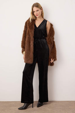 Siyah V Yaka Kadife Regular Orme Tulum TWOAW26TU00004