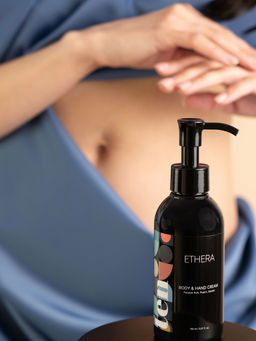 ETHERA Парфюмированный крем для рук и тела / Passion Fruit, Peach, Sandal, 150 мл  фото 2
