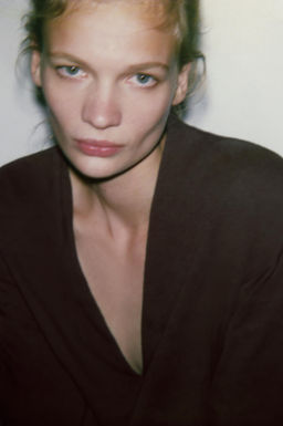 RUSTIC V-NECK T-SHIRT - Zara фото 8