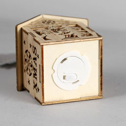 Ёлочная игрушка Домик со снеговиком, 8х6.5х6 см, от батареек, свечение тёплое белое - Luazon lighting фото 4