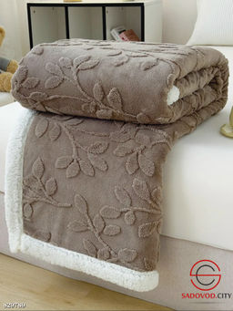 Плед из велсофта в подарочной сумке