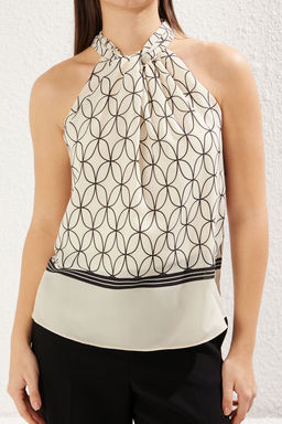 Trendyolmilla Cok Renkli Saten Halter Yaka Desenli Dokuma Bluz TWOSS25BZ00163 фото 3