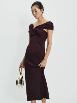 Платье миди с открытыми плечами / Zarina