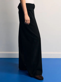 Прямые брюки с вискозой в составе / Zarina