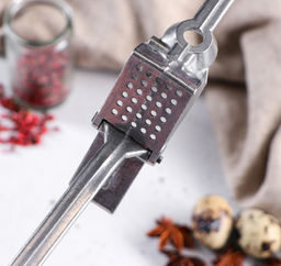 Пресс для чеснока "Чесночница"+косточковыдавл. на блист.и без 6376ЧК (6376)310014,20130,3305,1147