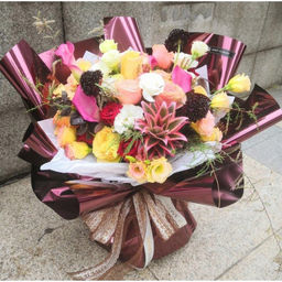 Пленка для декора и флористики, сиреневая, однотонная, глянцевая, розовая, рулон 1 шт., 58 см × 5 м