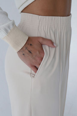 10434 Брюки базовые айвори - Martichelli фото 8