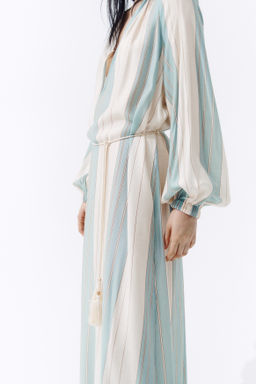 Vestido oversize con cintur?n de anudar - H&m фото 5