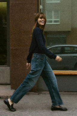 TRF BALLOON CURVED LEG MID-WAIST JEANS - Zara фото 15