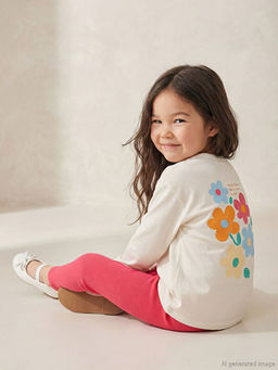 ?i?ek Bask?l? K?z ?ocuk Ti??rt ve Tayt