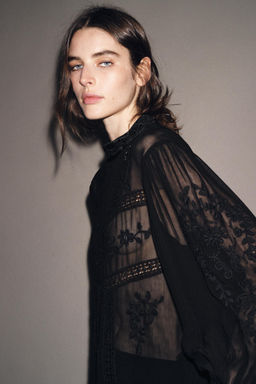 ZW COLLECTION VELVET LACE BLOUSE