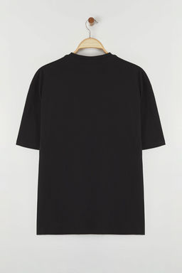 TRENDYOL MAN Siyah Oversize/Genis Kesim Araba Bask?l? %100 Pamuklu T-Shirt TMNSS25TS00159 - Trendyolmilla фото 6