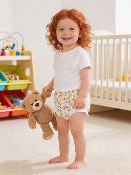 Трусы детские бежевые игрушки