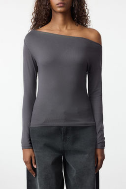 Antrasit Duz Premium Yumusak Kumasl? Fitted/Vucuda Oturan Kay?k Yaka Orme Bluz TWOAW24BZ00227