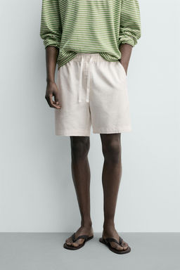 BERMUDA REGULAR FIT ESTRUCTURA / Blanco roto