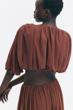 Top cropped con bajo globo - H&m фото 5