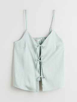 V Yaka ?izgili Ask?l? Kad?n ?ortlu Pijama Tak?m?