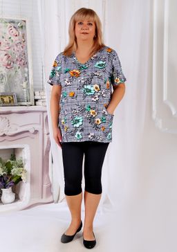 Футболка с карманами цветы