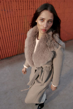 WOOL COAT WITH FAUX FUR LAPEL AND BELT - Zara фото 13