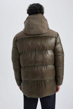 Пуховик стандартного кроя с капюшоном - Defacto фото 9