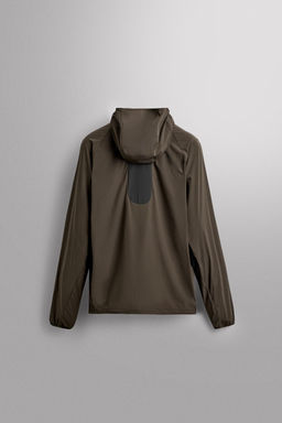 LIGHTWEIGHT COLOUR BLOCK TECHNICAL JACKET