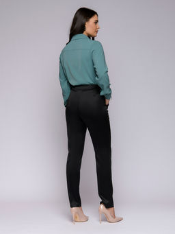 Блуза фисташкового цвета с отложным воротником и длинными рукавами - 1001dress фото 3