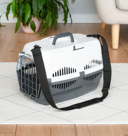 Переноска для животных "Спутник-1" с наплечным ремнем, темно-серый/белый, до 9кг, 44*29*27,5см 3993сер/бел 99ред99 3993сер/бел 3993сер/бел